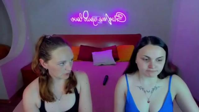 Image 4 of magiceyess Stream on Chaturbate on 12 months ago