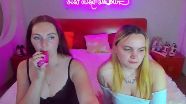 Image 4 of magiceyess Stream on Chaturbate on 1 month ago