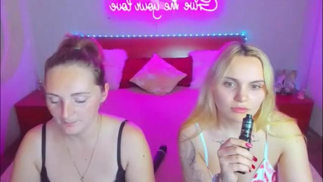 Image 3 of magiceyess Stream on Chaturbate on 2 months ago