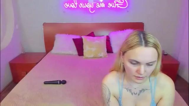 Image 3 of magiceyess Stream on Chaturbate on 1 month ago