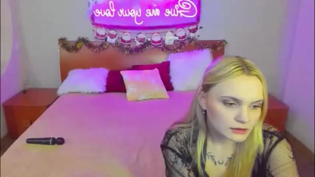 Image 3 of magiceyess Stream on Chaturbate on 14 days ago