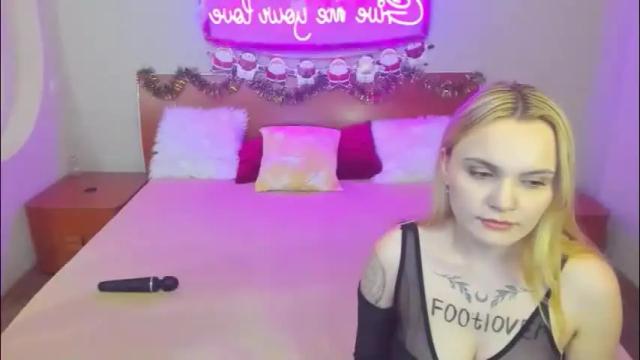 Image 7 of magiceyess Stream on Chaturbate on 12 days ago