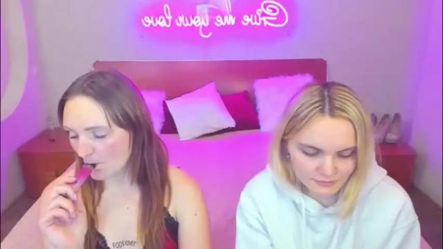 Image 10 of magiceyess Stream on Chaturbate on 3 days ago