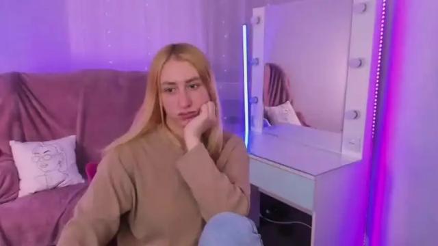 Image 11 of magicfaairy Stream on Chaturbate on 23 months ago