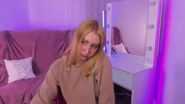 Image 12 of magicfaairy Stream on Chaturbate on 23 months ago
