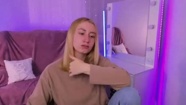 Image 2 of magicfaairy Stream on Chaturbate on 23 months ago