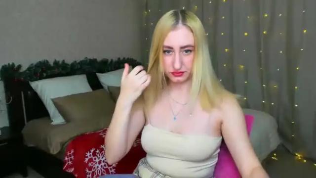 Image 10 of magicfaairy Stream on Chaturbate on 22 months ago