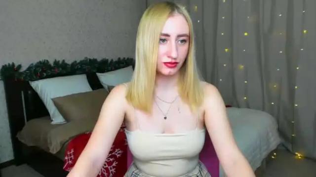 Image 3 of magicfaairy Stream on Chaturbate on 22 months ago