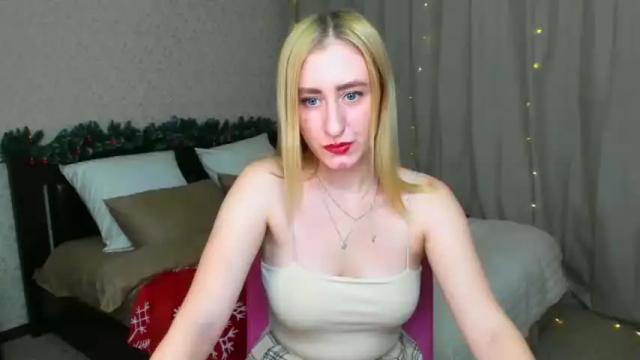 Image 6 of magicfaairy Stream on Chaturbate on 22 months ago