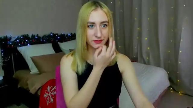 Image 2 of magicfaairy Stream on Chaturbate on 22 months ago