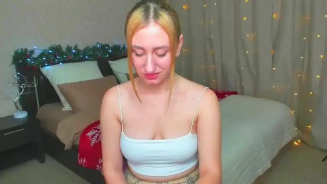 Image 10 of magicfaairy Stream on Chaturbate on 22 months ago