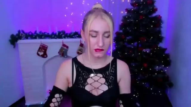 Image 6 of magicfaairy Stream on Chaturbate on 21 months ago