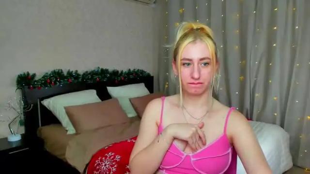 Image 10 of magicfaairy Stream on Chaturbate on 21 months ago