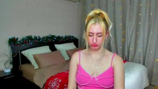 Image 8 of magicfaairy Stream on Chaturbate on 21 months ago