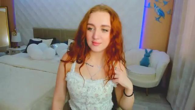 Image 2 of magichere Stream on Chaturbate on 19 months ago