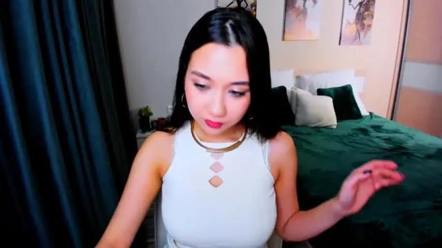 Image 4 of magicinmysoul Stream on Chaturbate on 13 months ago