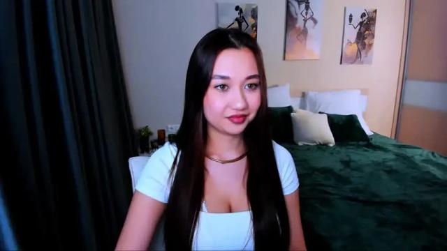Image 2 of magicinmysoul Stream on Chaturbate on 13 months ago