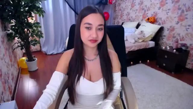 Image 10 of magicinsidemee Stream on Chaturbate on 19 months ago