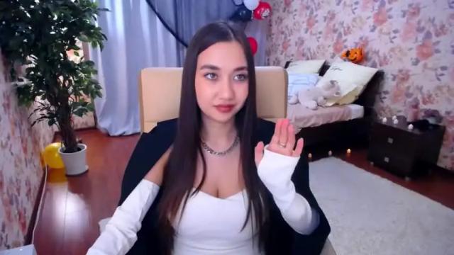 Image 6 of magicinsidemee Stream on Chaturbate on 19 months ago