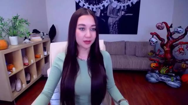 Image 10 of magicinsidemee Stream on Chaturbate on 19 months ago