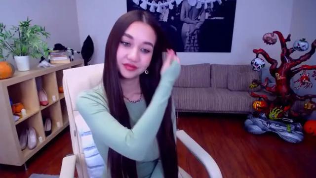 Image 3 of magicinsidemee Stream on Chaturbate on 19 months ago