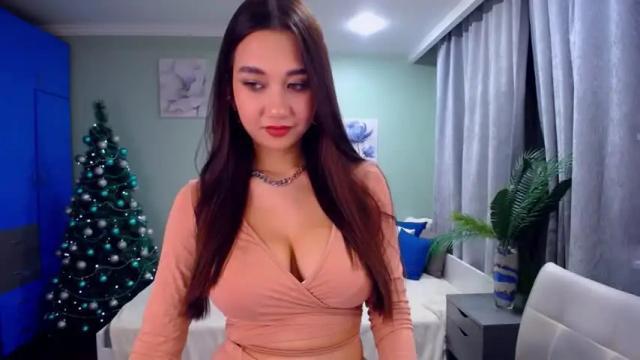 Image 8 of magicinsidemee Stream on Chaturbate on 18 months ago