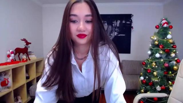 Image 10 of magicinsidemee Stream on Chaturbate on 18 months ago
