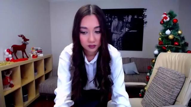 Image 4 of magicinsidemee Stream on Chaturbate on 18 months ago