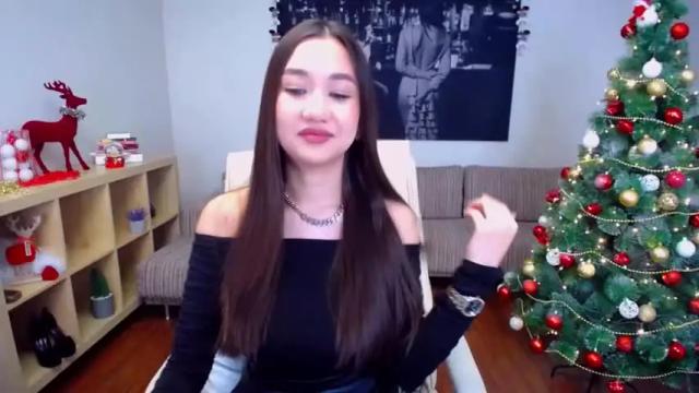 Image 2 of magicinsidemee Stream on Chaturbate on 18 months ago