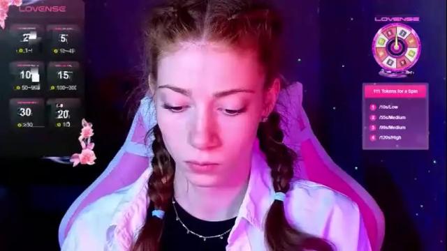 Image 4 of magicladyy Stream on Chaturbate on 1 month ago