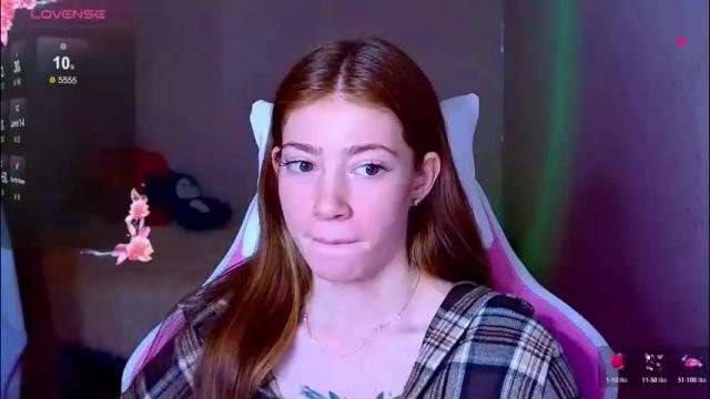 Image 3 of magicladyy Stream on Chaturbate on 24 days ago