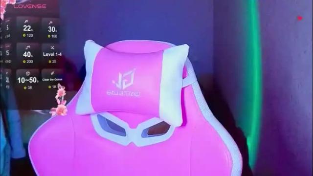 Image 3 of magicladyy Stream on Chaturbate on 17 days ago