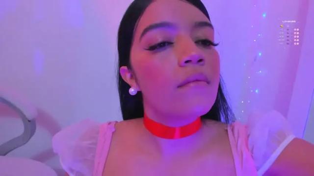 Image 12 of magicrainbow_ Stream on Chaturbate on 25 months ago