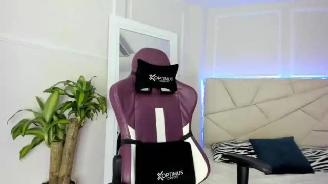 Image 11 of magiie_martinez Stream on Chaturbate on 21 months ago