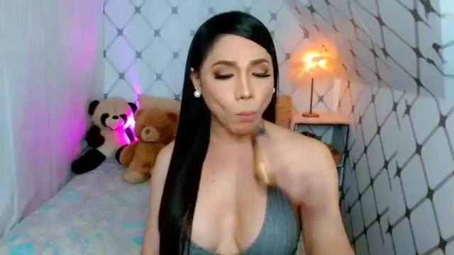 Image 10 of magneticbeauty Stream on Chaturbate on 17 months ago