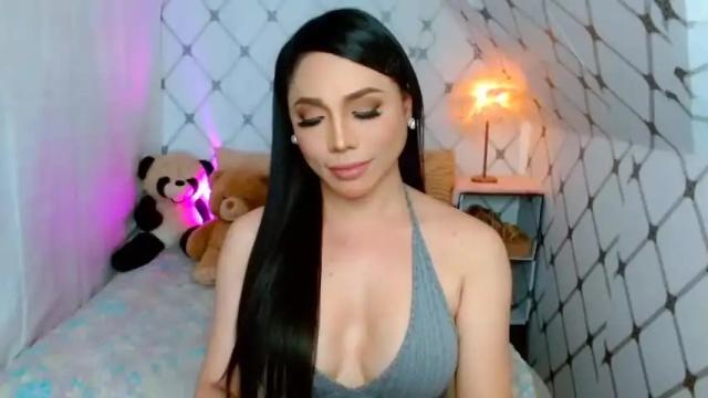 Image 7 of magneticbeauty Stream on Chaturbate on 17 months ago
