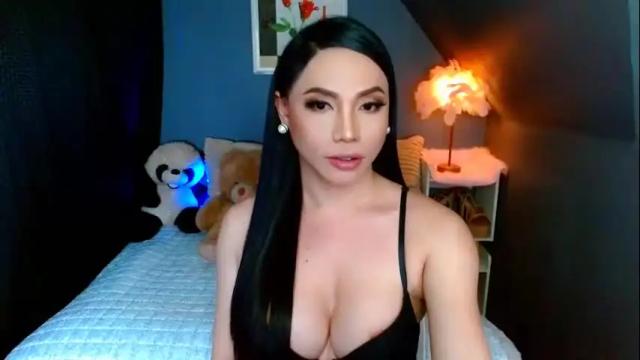 Image 12 of magneticbeauty Stream on Chaturbate on 8 months ago