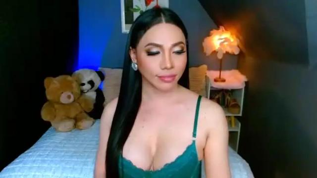 Image 2 of magneticbeauty Stream on Chaturbate on 16 months ago