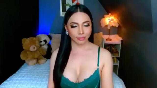 Image 6 of magneticbeauty Stream on Chaturbate on 8 months ago