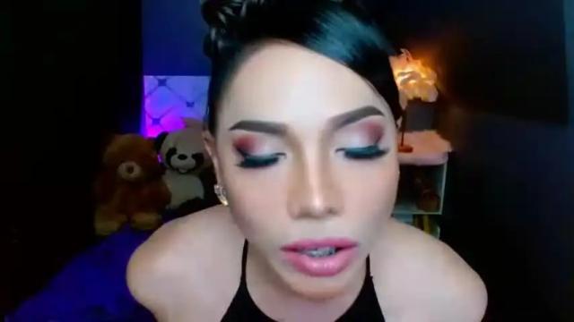 Image 3 of magneticbeauty Stream on Chaturbate on 16 months ago