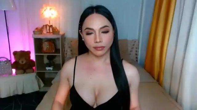 Image 8 of magneticbeauty Stream on Chaturbate on 15 months ago