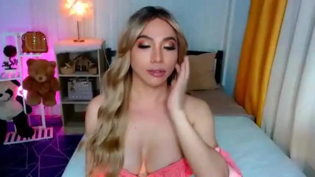 Image 7 of magneticbeauty Stream on Chaturbate on 14 months ago
