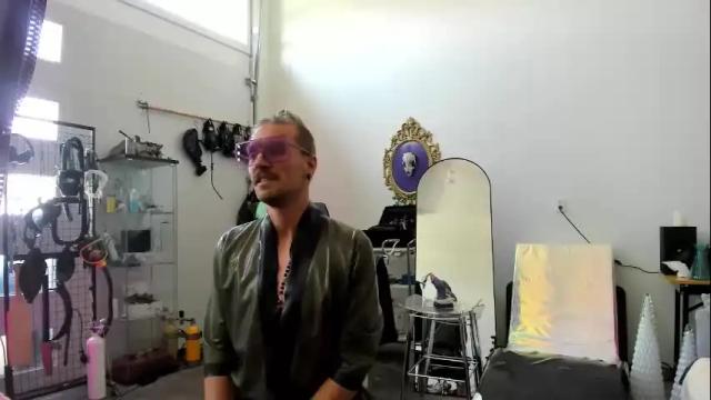 Image 10 of magnusdeptha Stream on Chaturbate on 2 months ago