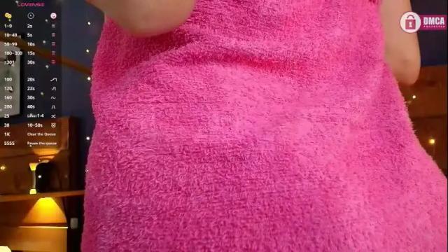 Image 6 of mahia_queen Stream on Chaturbate on 26 days ago