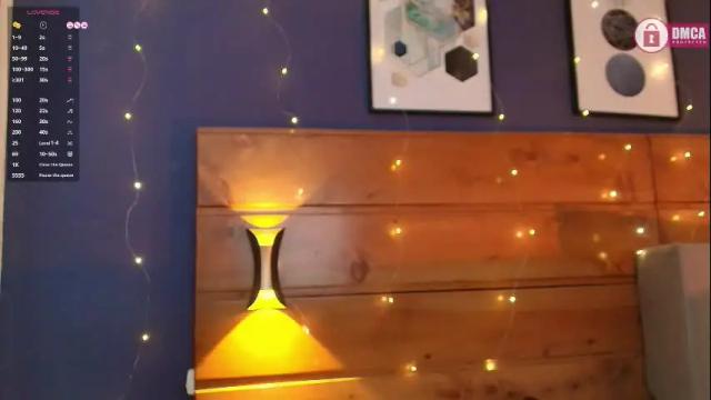 Image 3 of mahia_queen Stream on Chaturbate on 8 days ago