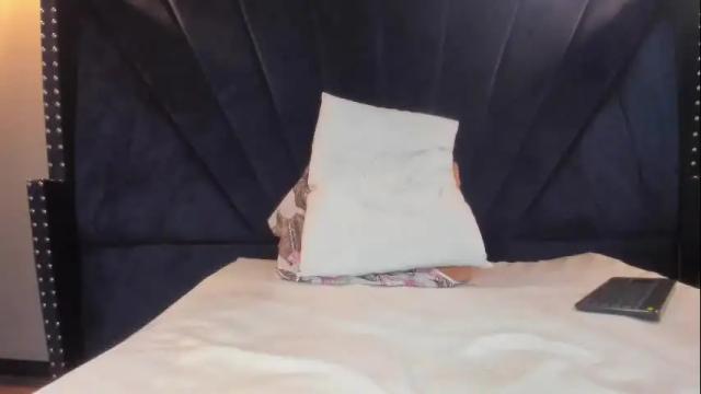 Image 4 of mahiasmith13 Stream on Chaturbate on 1 month ago