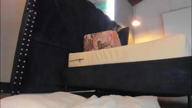 Image 11 of mahiasmith13 Stream on Chaturbate on 1 month ago