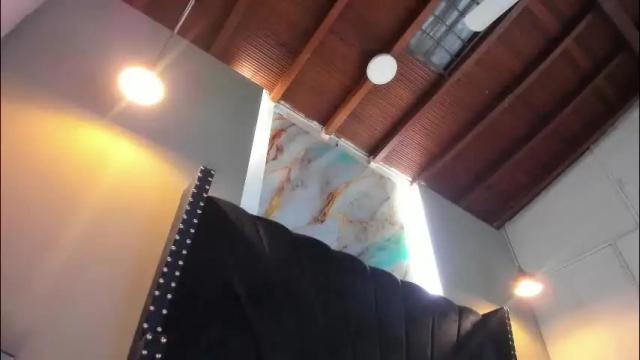 Image 8 of mahiasmith13 Stream on Chaturbate on 1 month ago