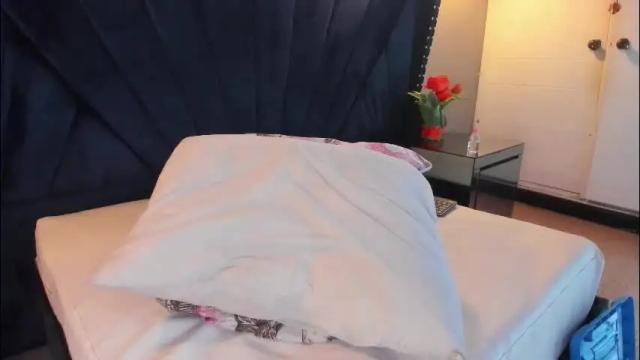 Image 8 of mahiasmith13 Stream on Chaturbate on 13 days ago