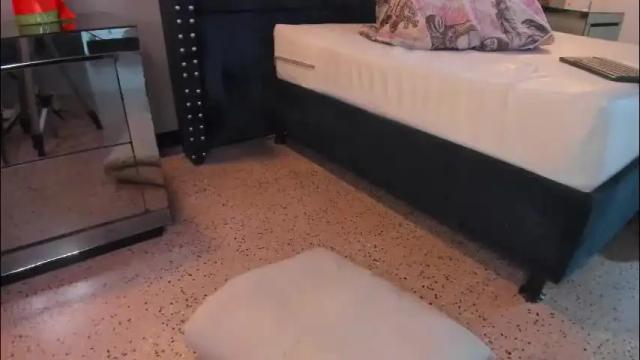 Image 10 of mahiasmith13 Stream on Chaturbate on 5 days ago